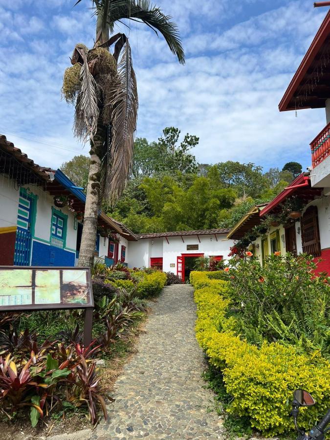 Spanglish Colombia Hotel Jericoc  Eksteriør billede